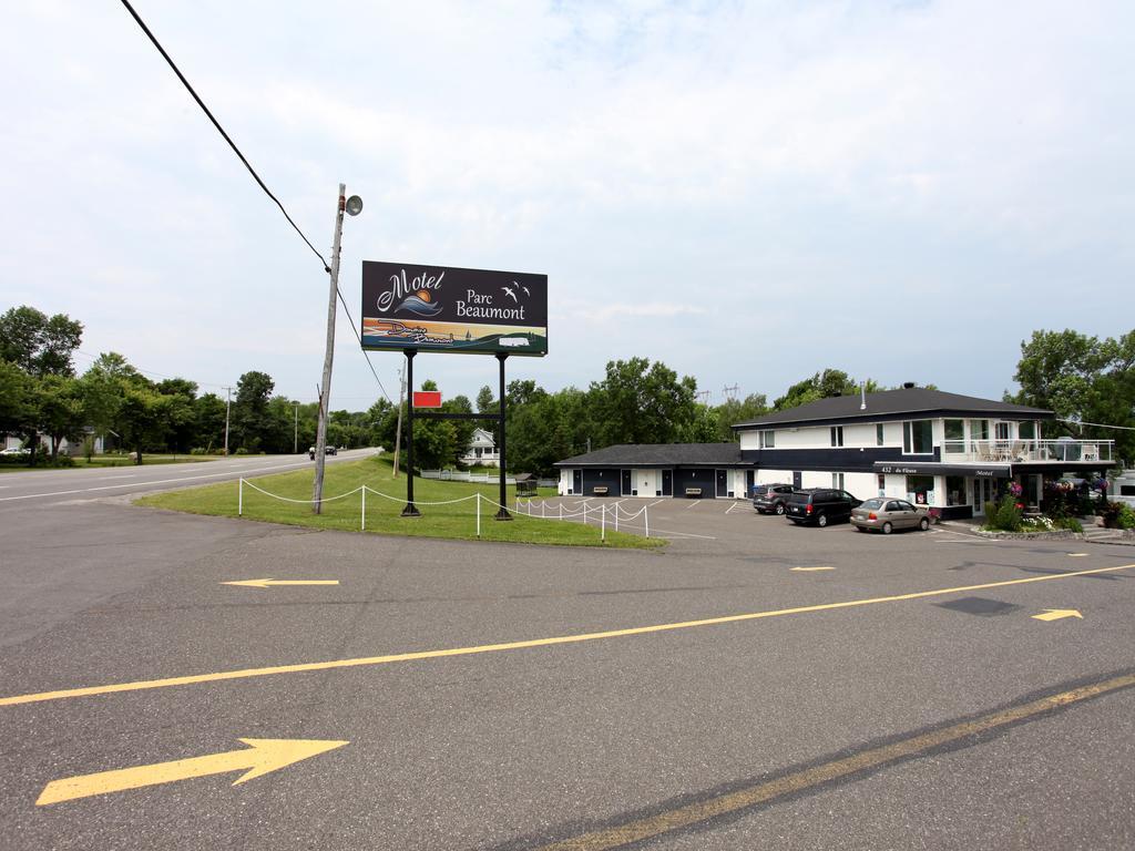 Motel Parc Beaumont Inc. Εξωτερικό φωτογραφία